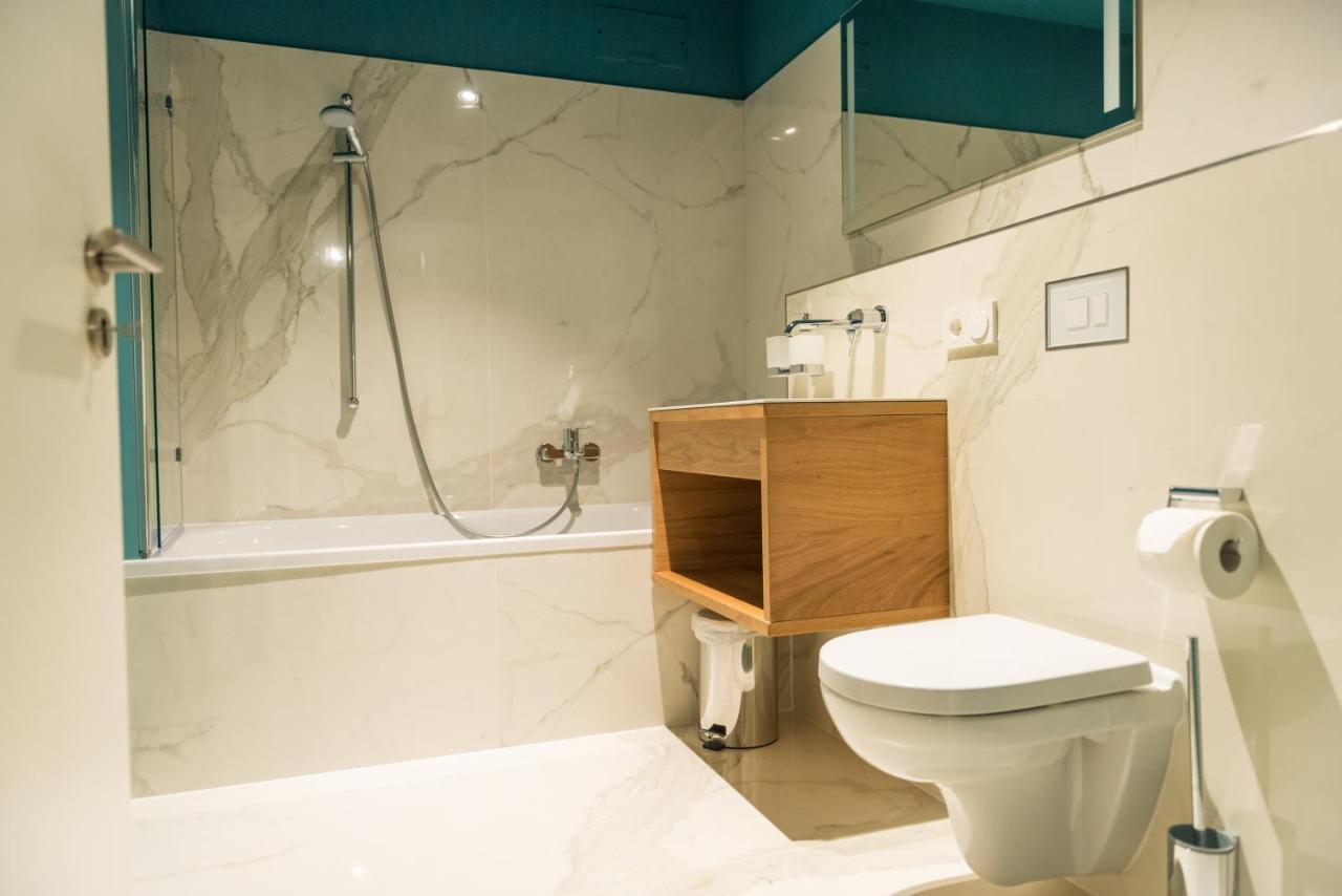 Apartmenthaus Am Dom Junior Suite Mit Parkplatz Zwickau Dış mekan fotoğraf